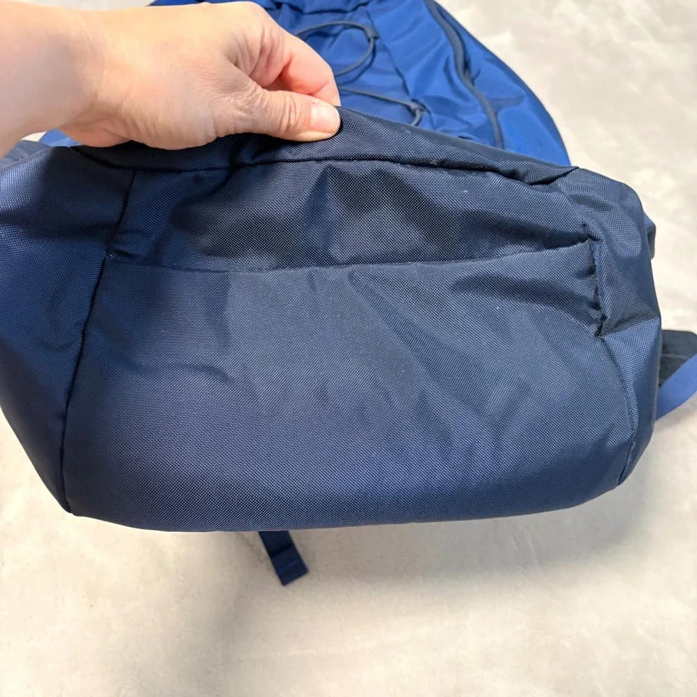 Patagonia Outdoors Chacabuco 30L Backpack Unisex Blue size 30L Bungee Cord